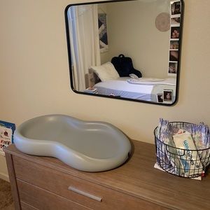 Keekaroo Peanut Changer - gray